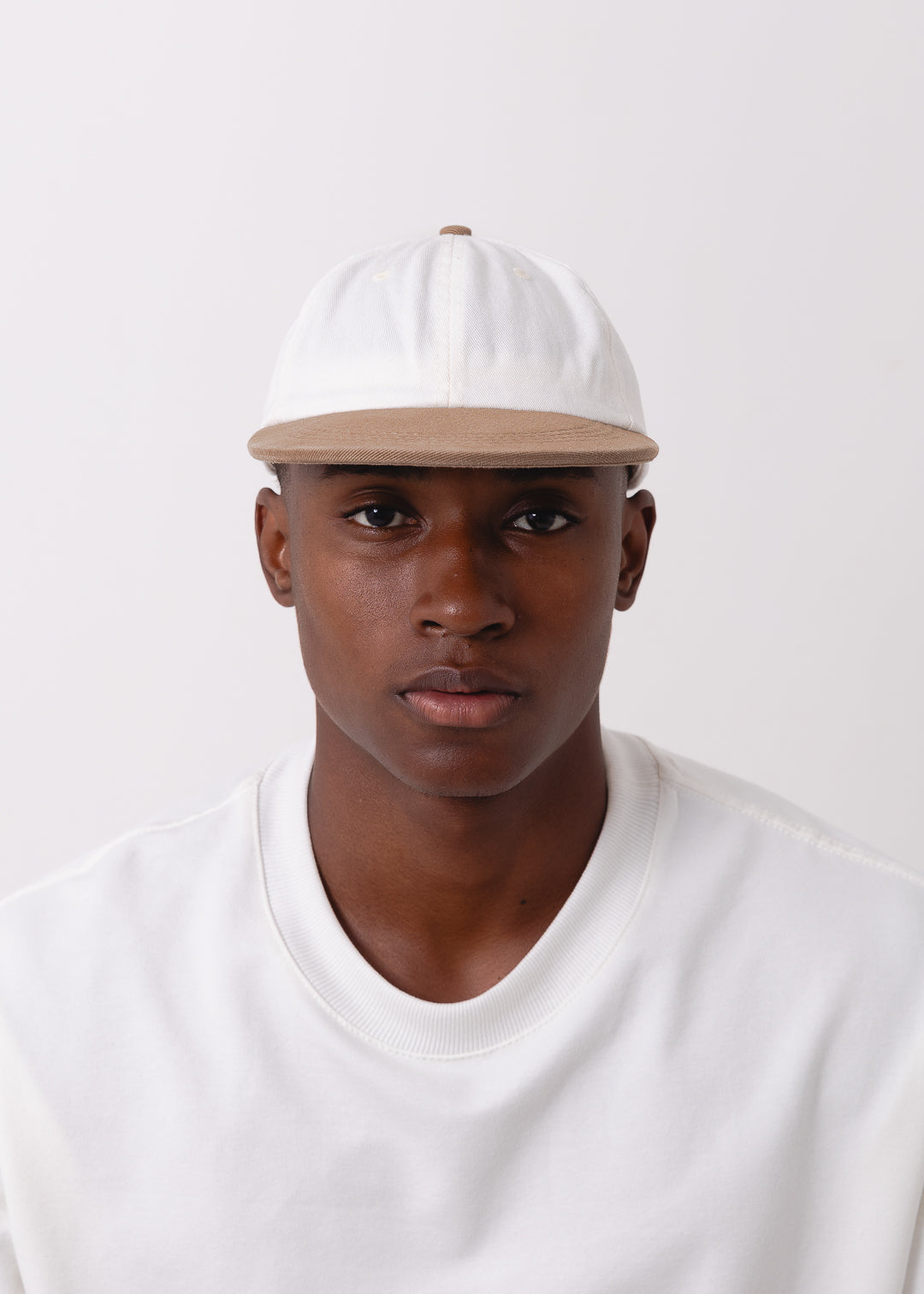 Boné Six Panel Off com Cappucino