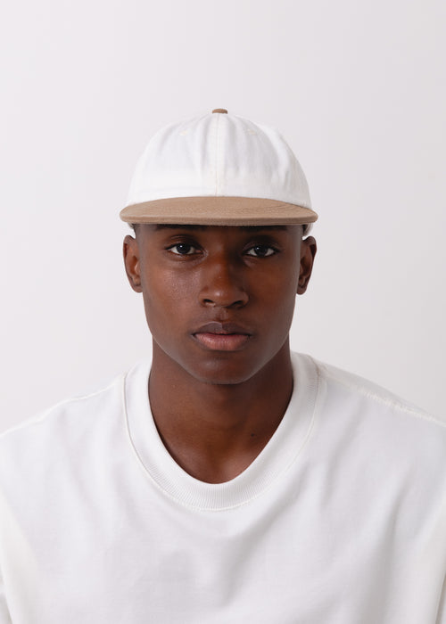 Boné Six Panel Off com Cappucino