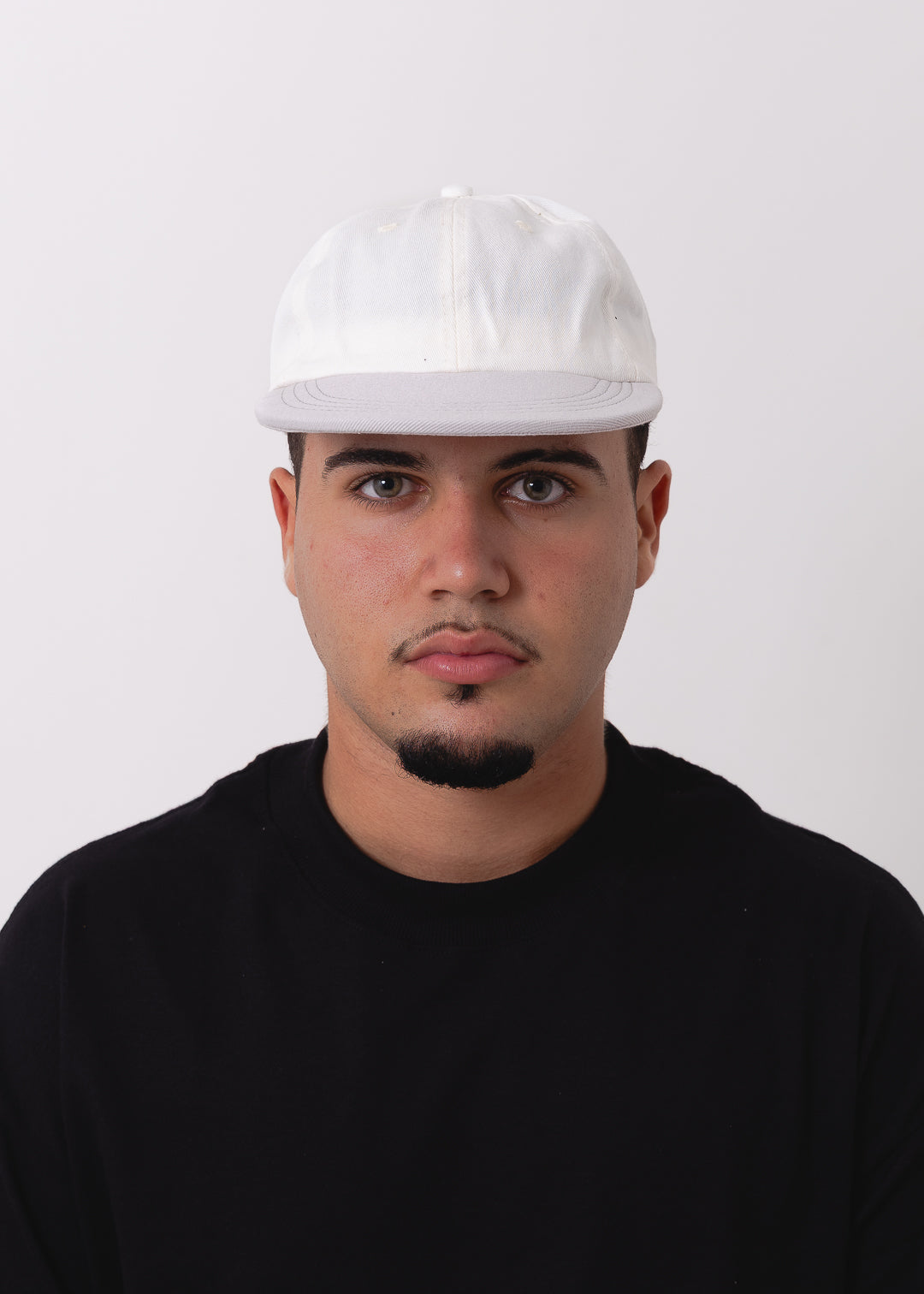 Boné Six Panel Off com Cinza