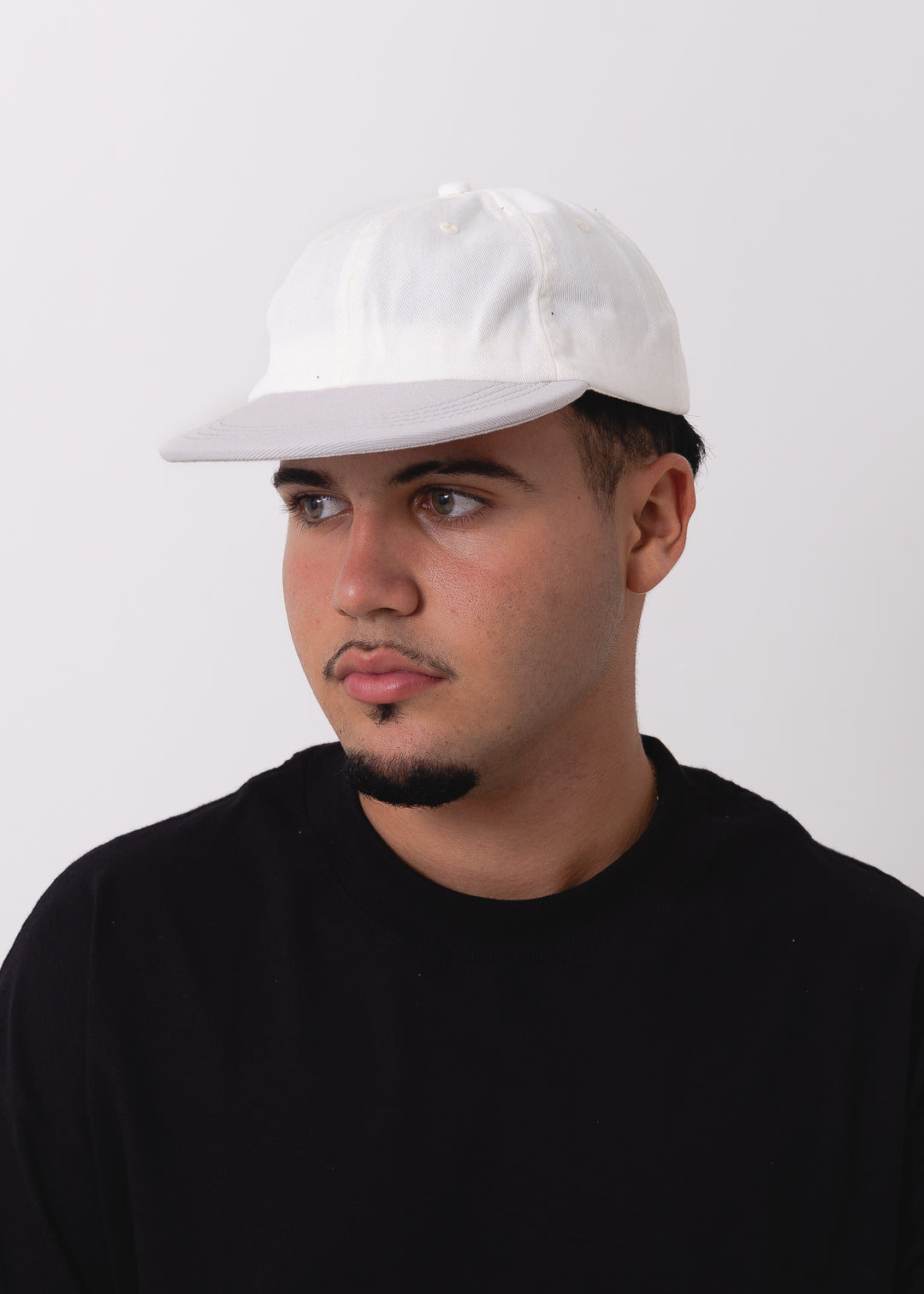 Boné Six Panel Off com Cinza