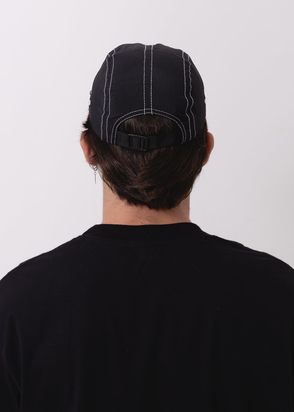 Boné Five Panel Preto com Linha Branca