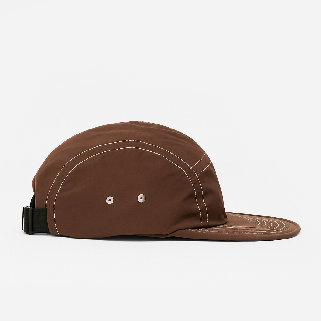 Boné Five Panel Marrom com Linha Branca