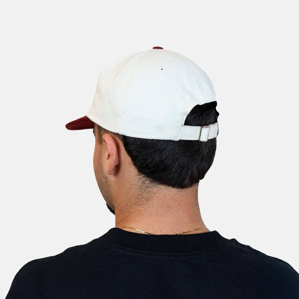 Boné Six Panel Streetwear Off com Bordo
