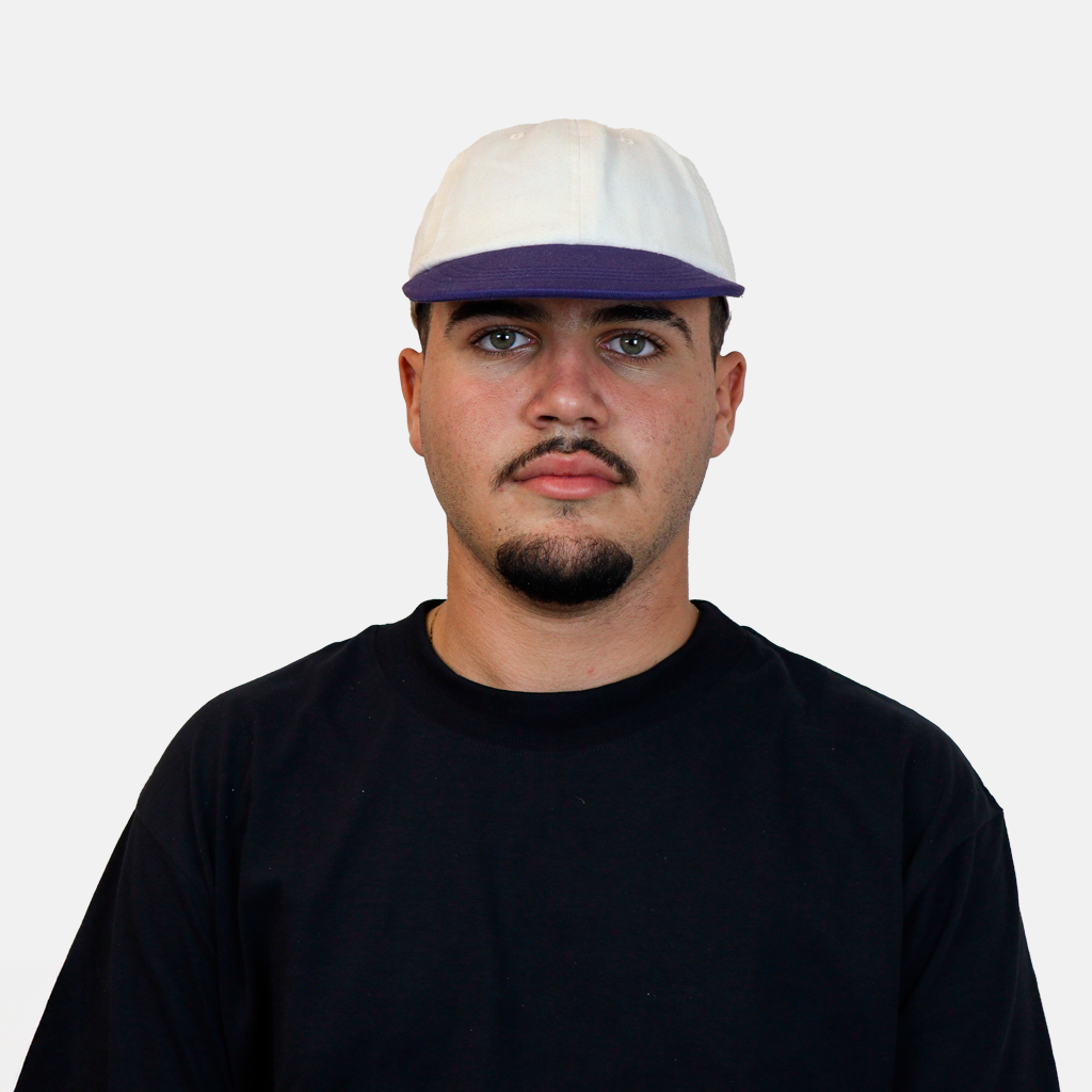 Boné Six Panel Off com Roxo